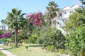 Отель Pataros Hotel  Калкан